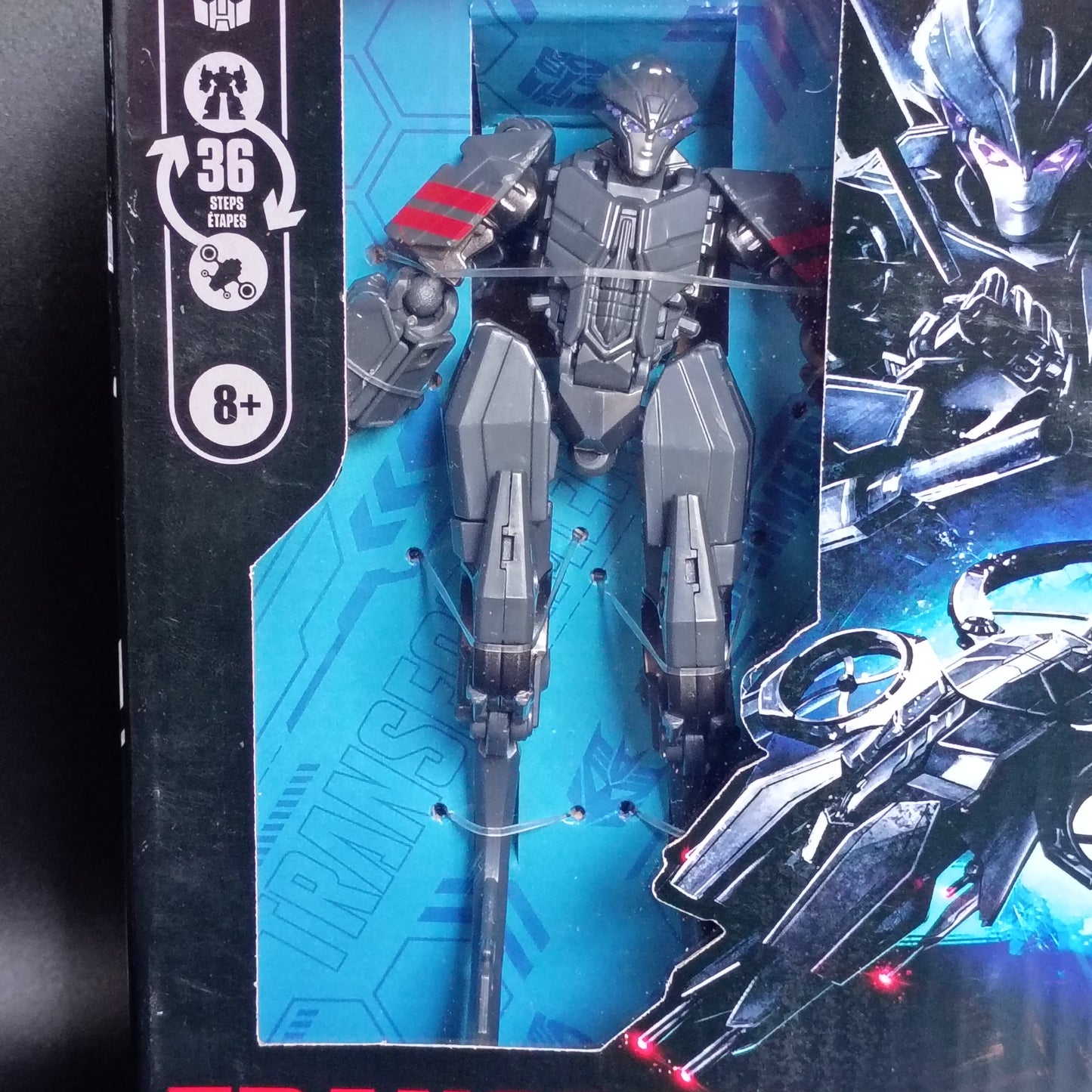 Transformers One Studio Series Airachnid 6 Inch Figure Deluxe Class