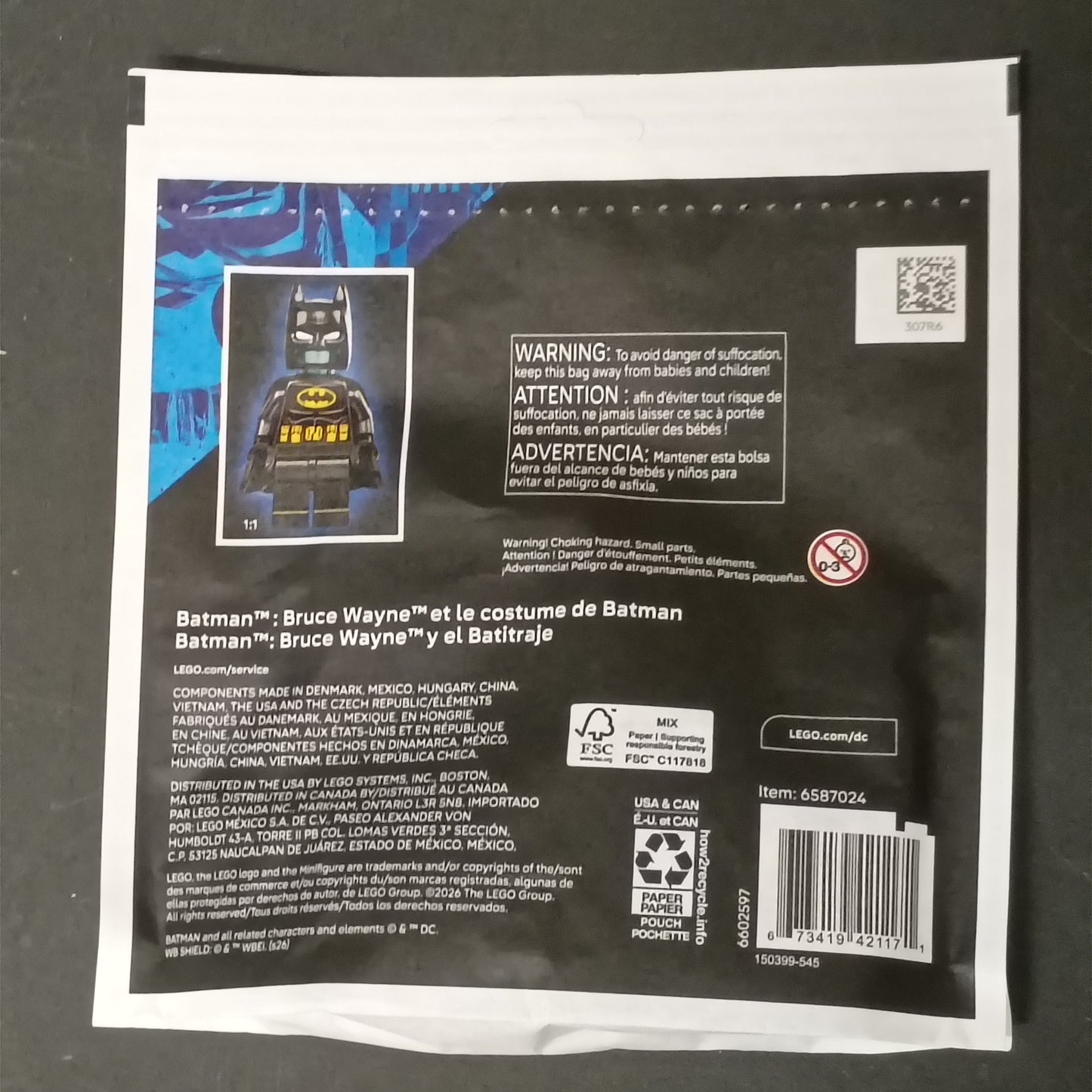 LEGO DC Batman Bruce Wayne and the Batsuit (30726) 2 Minifigures Batcave